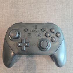 Nintendo Switch Pro Controller