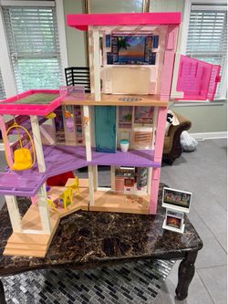 Barbie dream house