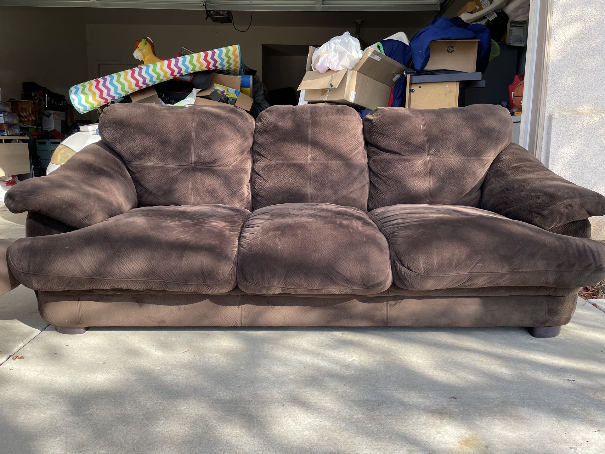 Brown Sofa And Love Seat Set.