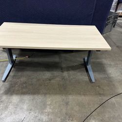 60x30 Electric Height Adjustable Tables! We Also Have Ergonomic Chairs And Monitor Arms!