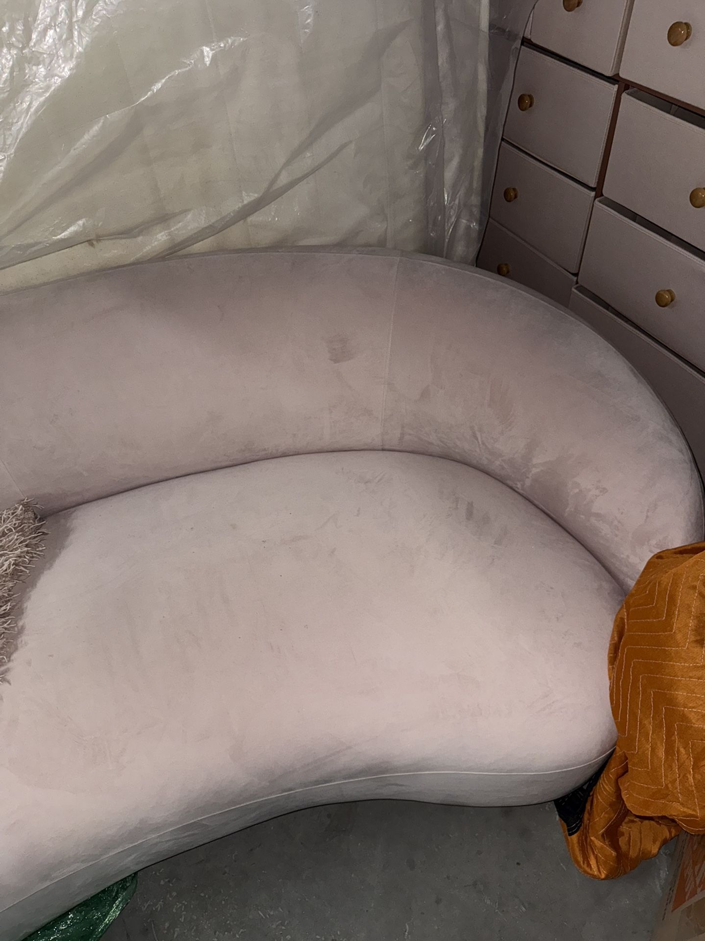 TOV SUEDE PINK COUCH