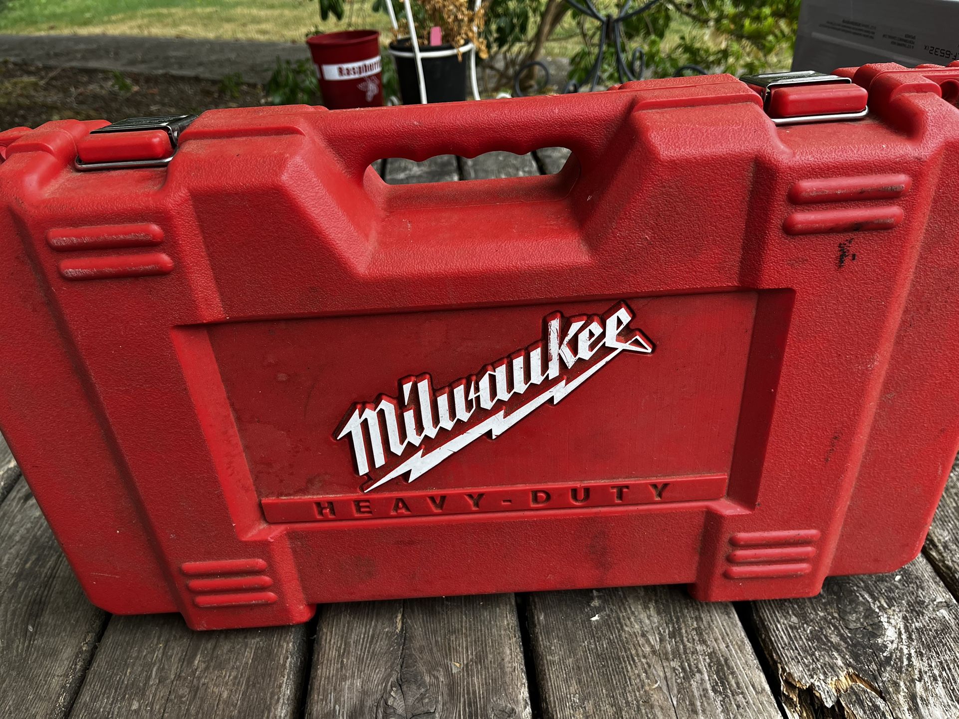 Milwaukee Cordless Hand Drill