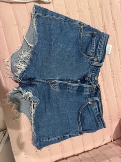 Levi’s shorts
