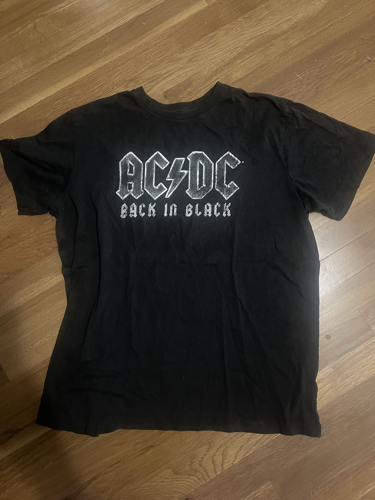 ACDC T-Shirt Size Large
