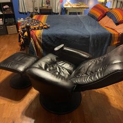 Black Leather Massage Chair W Foot Stool