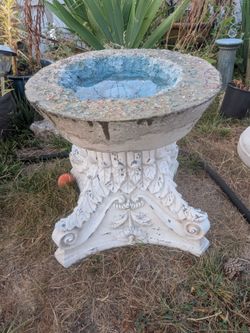 Cement bird bath