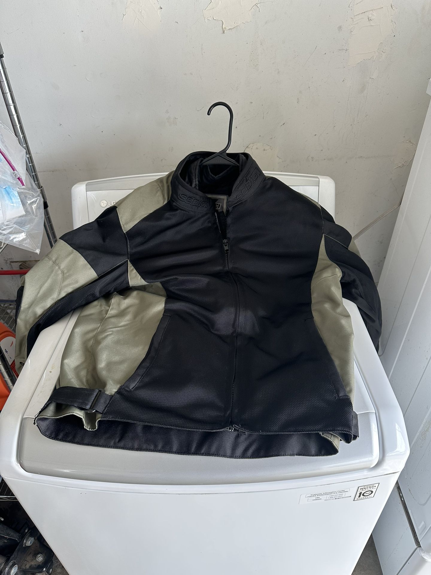 Motorcycle Jacket (Large)