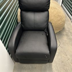 Vibrating Massage Chair