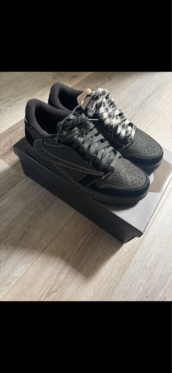 Travis Scott black I can send more photos