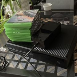 Xbox One + 9 Video Games + Black Controller