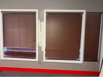 4 brown blinds - all working