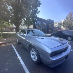 2011 DODGE CHALLENGER 