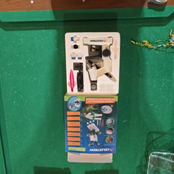 Celestron Microscope Kit 