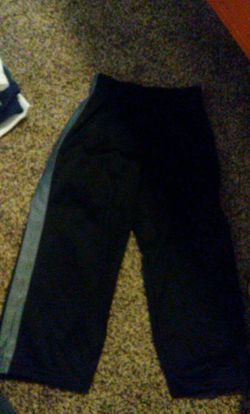 Size 3t boy sweats
