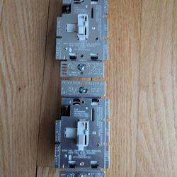 Lot of 2 Lutron toggler incandescent halogen dimmer switches, 600-Watt 120V 3-way, White