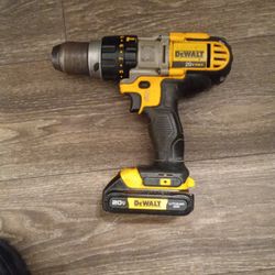 DeWalt 3 Speed Hammer Drill W Battery 