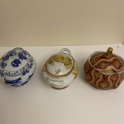 Serving Dishes Covered Porcelain Soup Tureens Lot of (3)