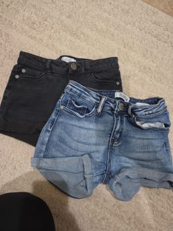 Girls size 1 shorts