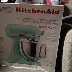 KitchenAid Tilt-Head Stand Mixer 