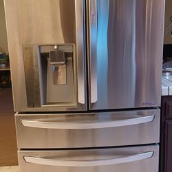Refrigerator LG