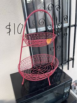 Excellent condition, heavy duty, metal fruit container, three baskets kitchen standing organizer