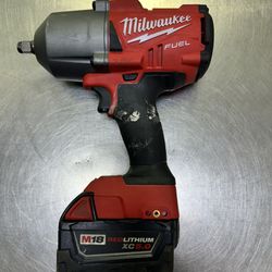 Milwaukee 2767-20 1/2 “ Square Impact Wrench  With Xc 5.0 Battery
