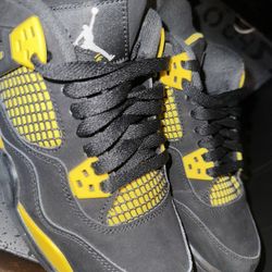 AIR JORDAN 4 RETRO (GS)