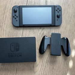 Nintendo Switch 