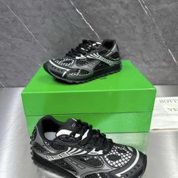 bottega size 10