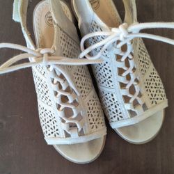 Little Girls Heeled Sandals
