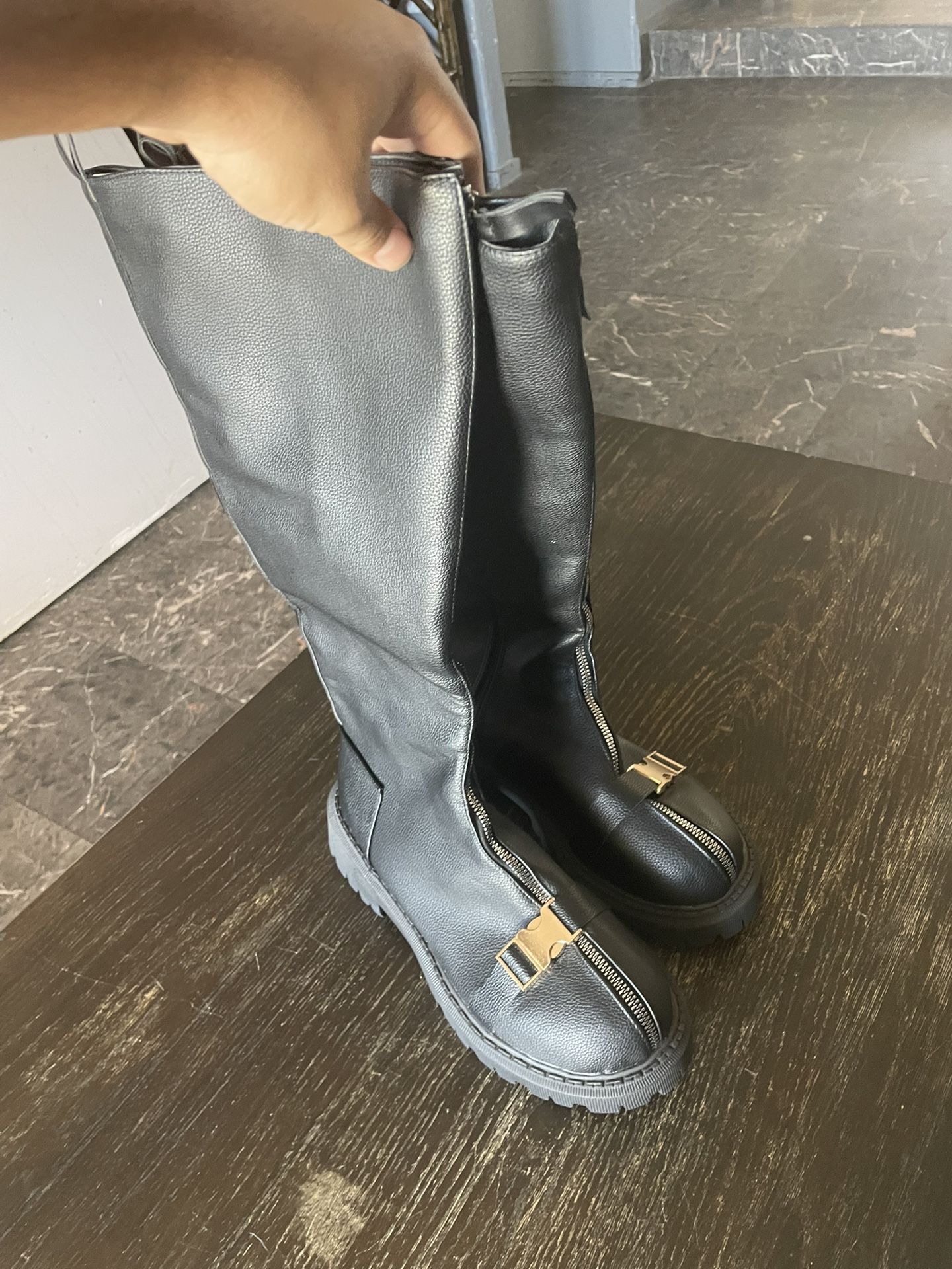 Very Nice And Long Women’s Boots Size 10 And A Half