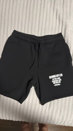 Billionaire Short