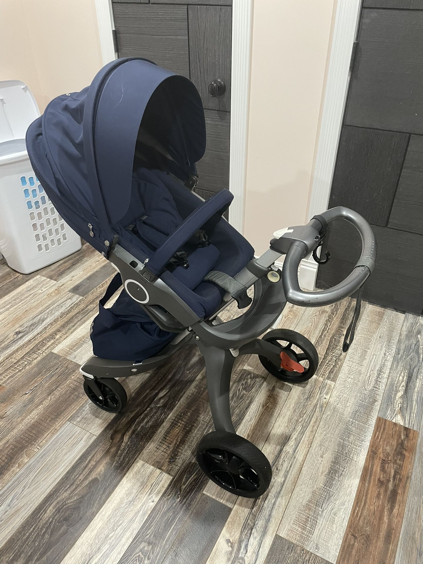 Baby And Toddler Luxury Stroller