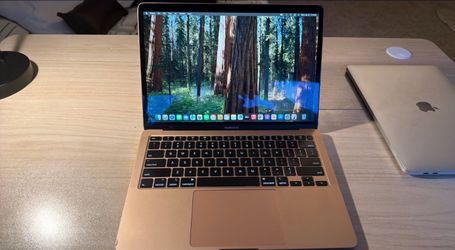 Macbook air  (Rose gold edition)