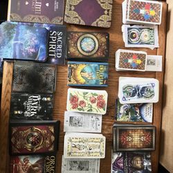 Tarot/Oracle Cards/Decks