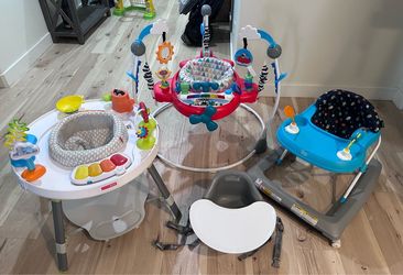 Bundle Skip Hop activity center, Einstein bouncer, upseat, smart steps