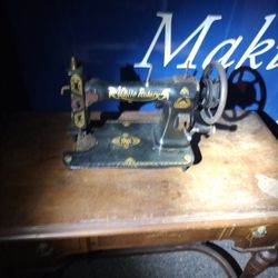 Antique Sewing Machine With Table