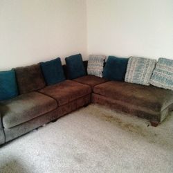 Sectional Couch 