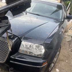 Chrysler 300 Part Out