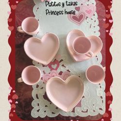 Platitos Y Tazas De Corazon Rositas Princess House