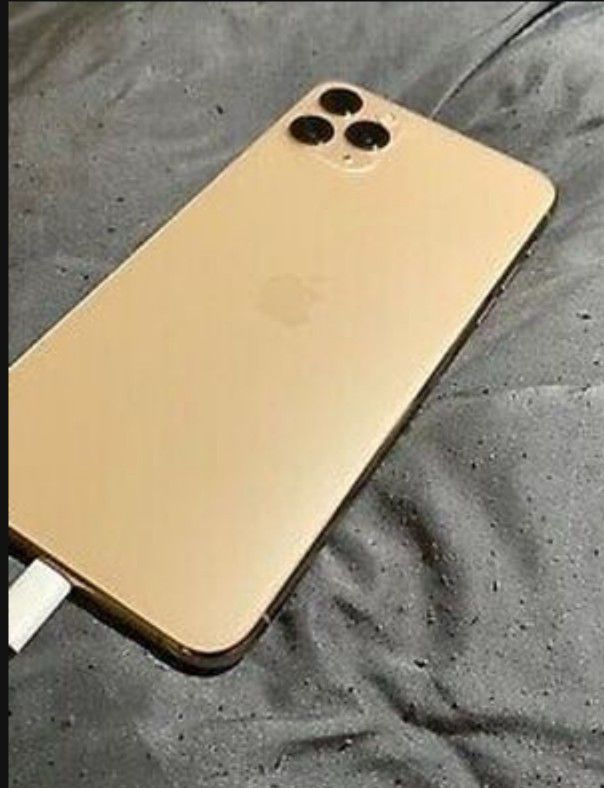 IPhone 11 Pro Max  I'm giving For Free To Someone Who First To Wish Me Happy Weeding Anniversary On My Cellphone Number 606<<401<<0931<<