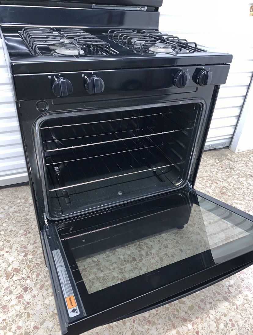 Amana Gas . Stove for Sale in San Antonio, TX OfferUp