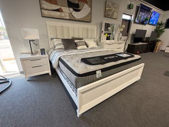 4 PC KING BEDROOM SET
