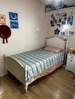 Vintage White Wooden Twin Bed Frame
