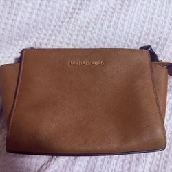 Michael Kors Mini Crossbody Purse