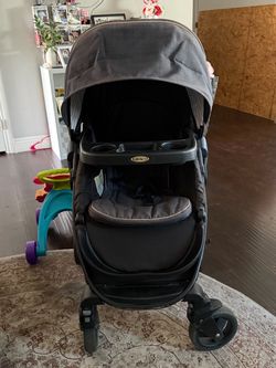 Graco Baby Stroller with Canopy