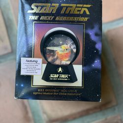 Star Trek Lighted Musical Star Water Globe The Next Generation 1993 Limited