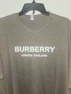 New Men's Burberry t-shirt size XXl