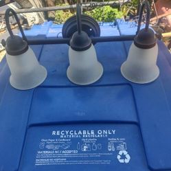 Bathroom fixtures (see pics)