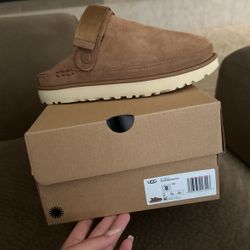 Ugg Clogs 